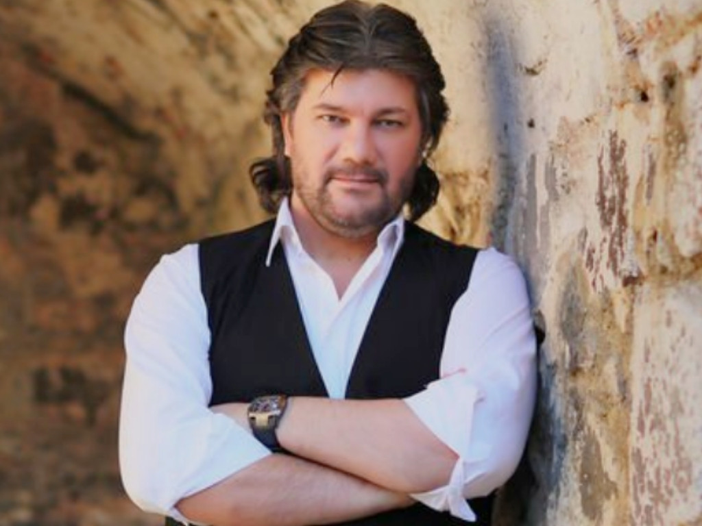 AHMET ŞAFAK