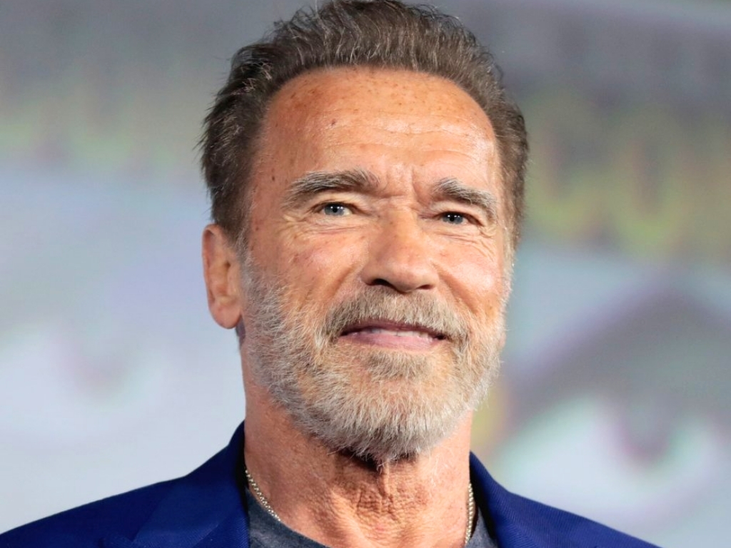 ARNOLD SCHWARZENEGGER