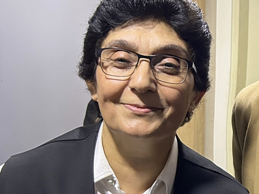 GÜLER DUMAN