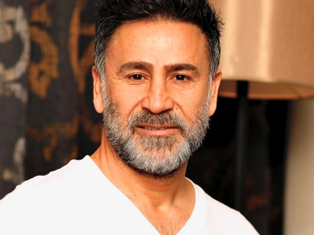İZZET YILDIZHAN