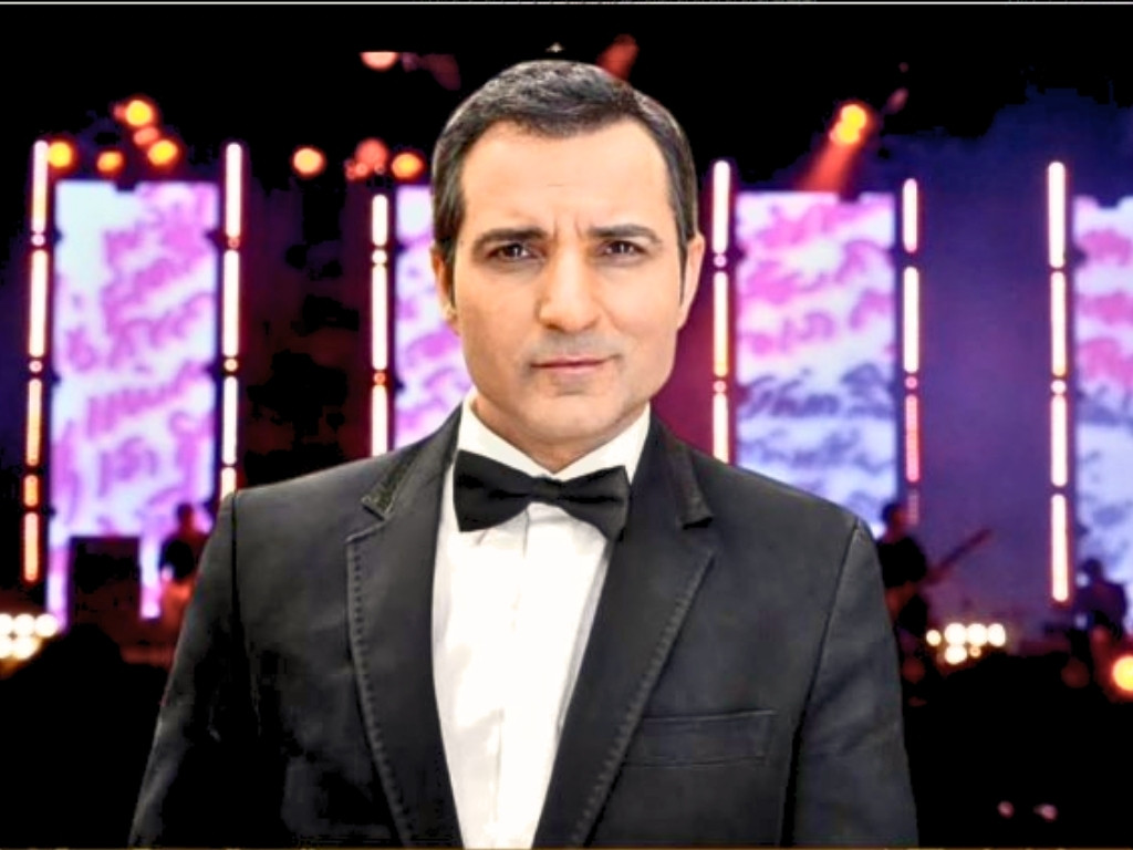 RAFET EL ROMAN